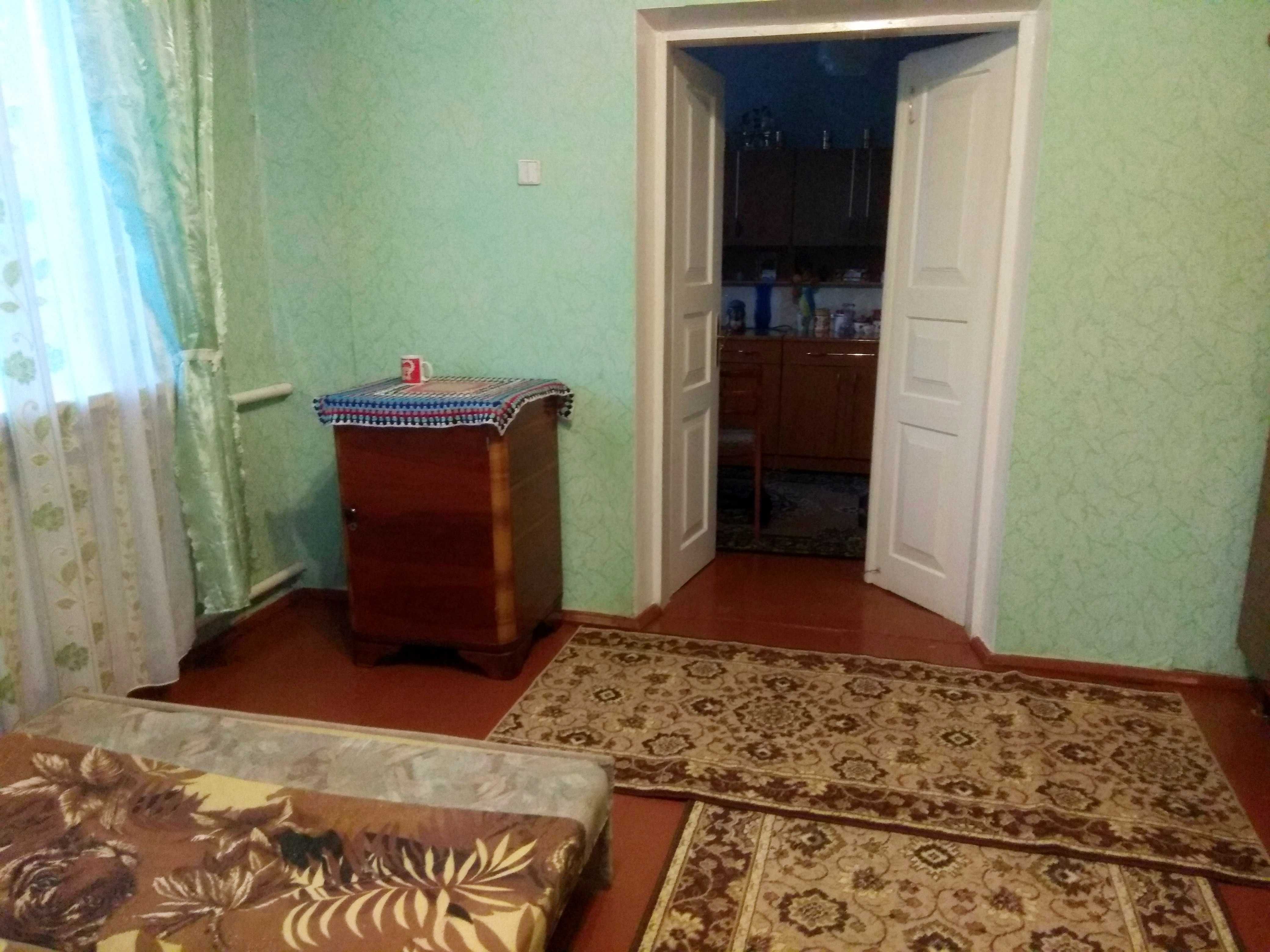 здам кімнату для дівчат