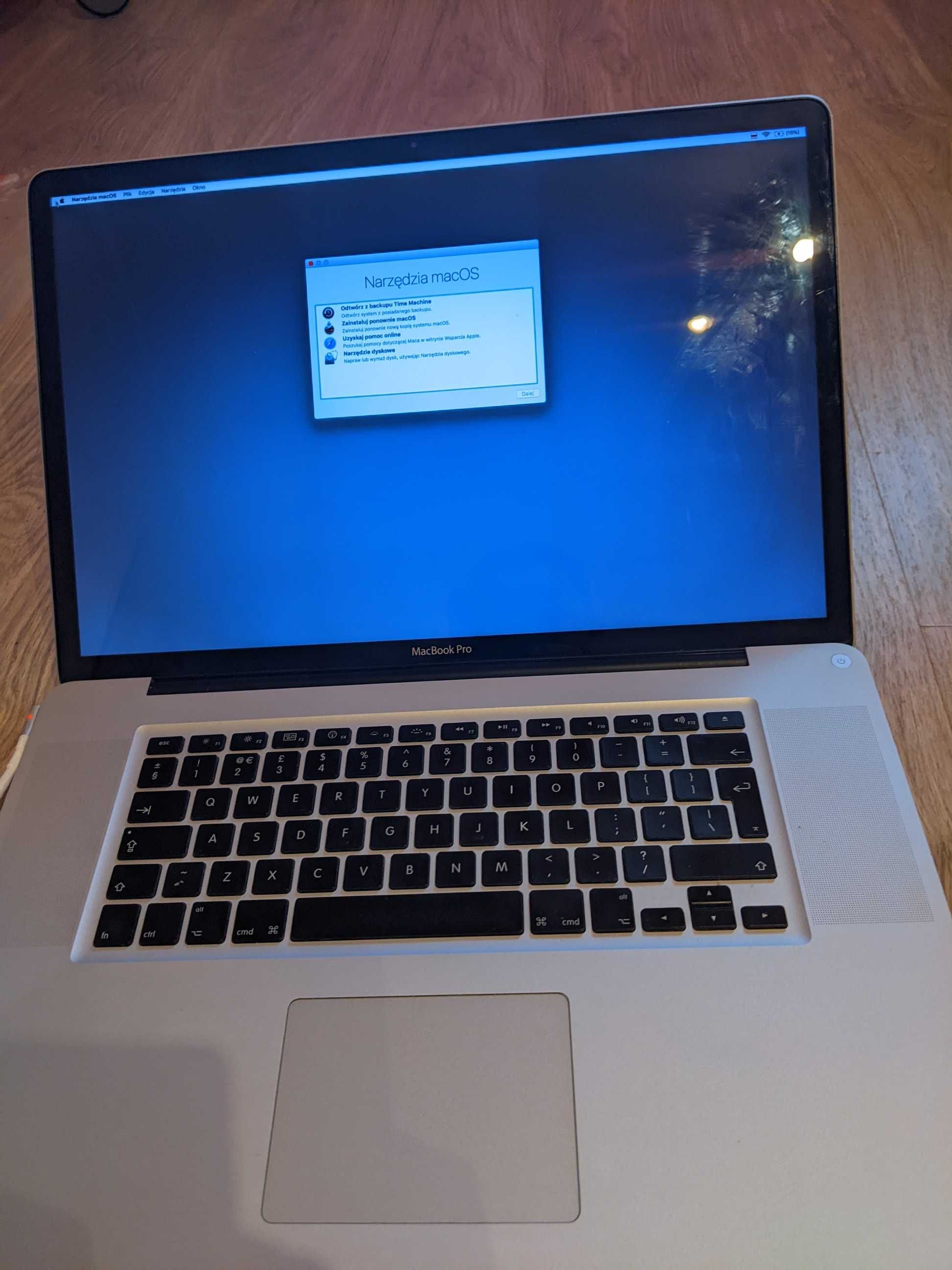 MacBook Pro 17" i5 8GB SSD 256GB