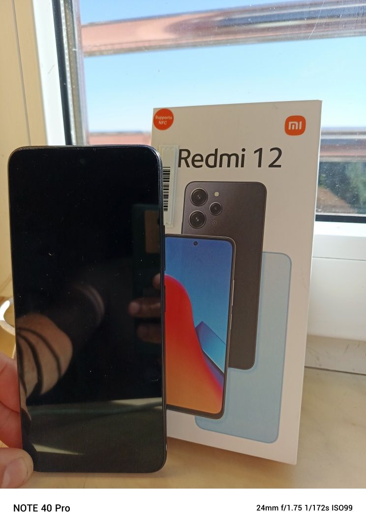 Redmi 12 dobrym stanie