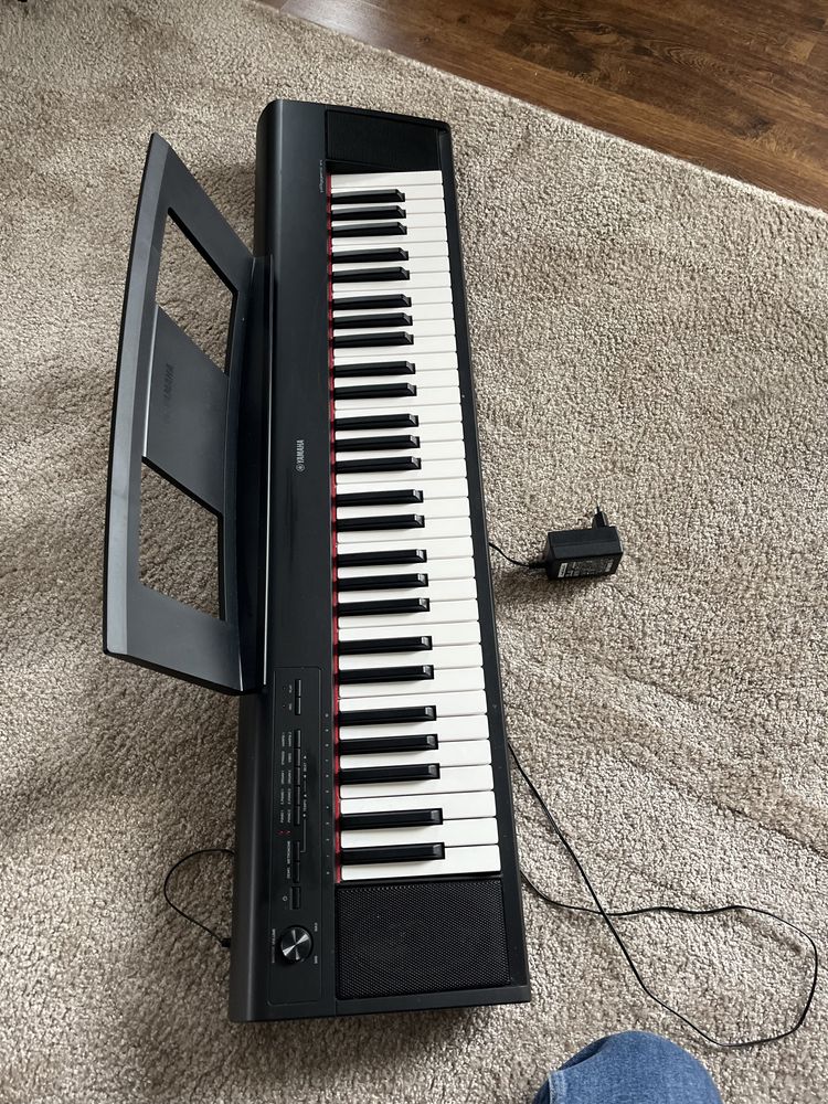 Keyboard yamaha NP-12B