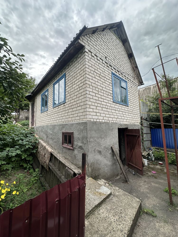 Продаж добротного будинку