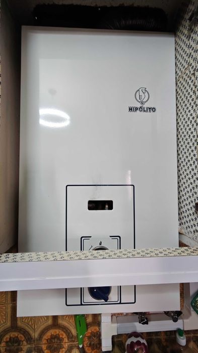 Esquentador Gás Natural operacional - para instalar ou trocar no e-LAR