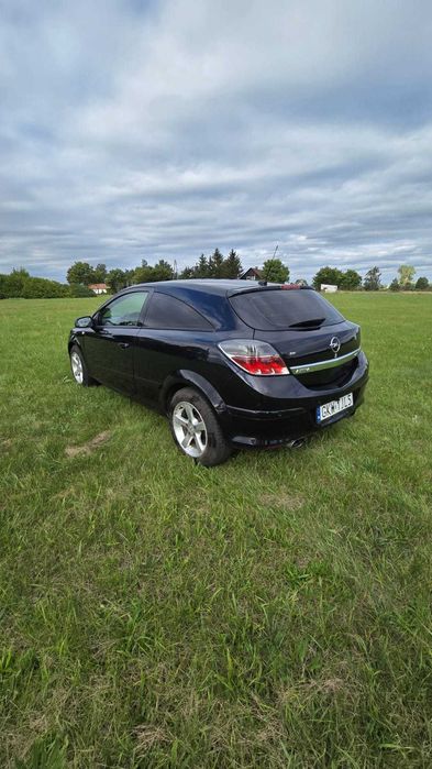 Opel Astra H GTC