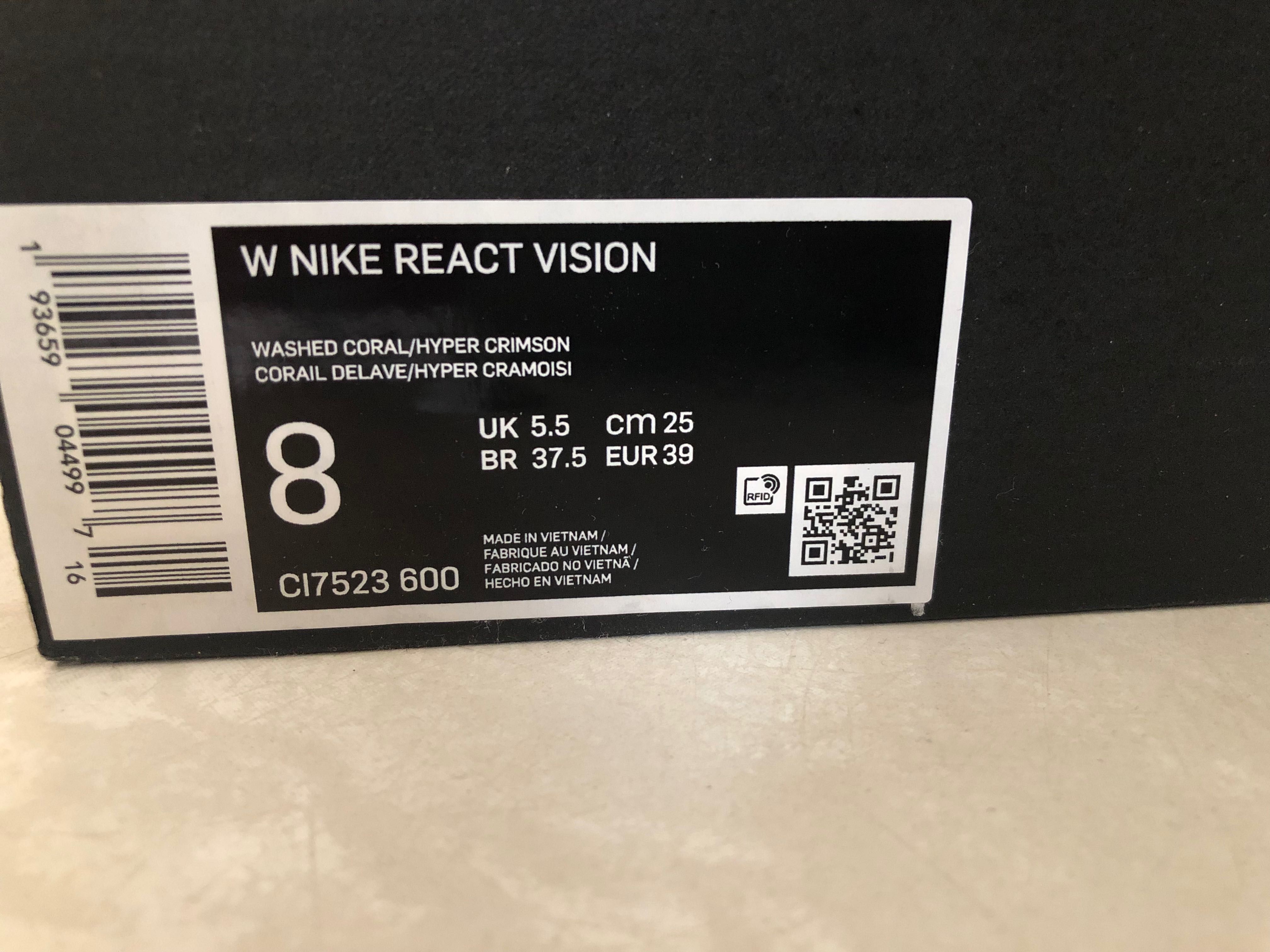 Sportowe buty Nike React Vision