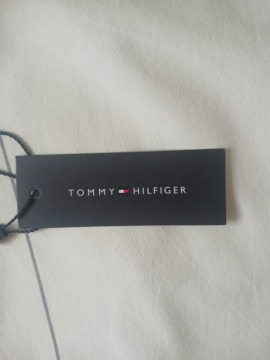 Продам женский костюм Tommy Hilfiger оригинал