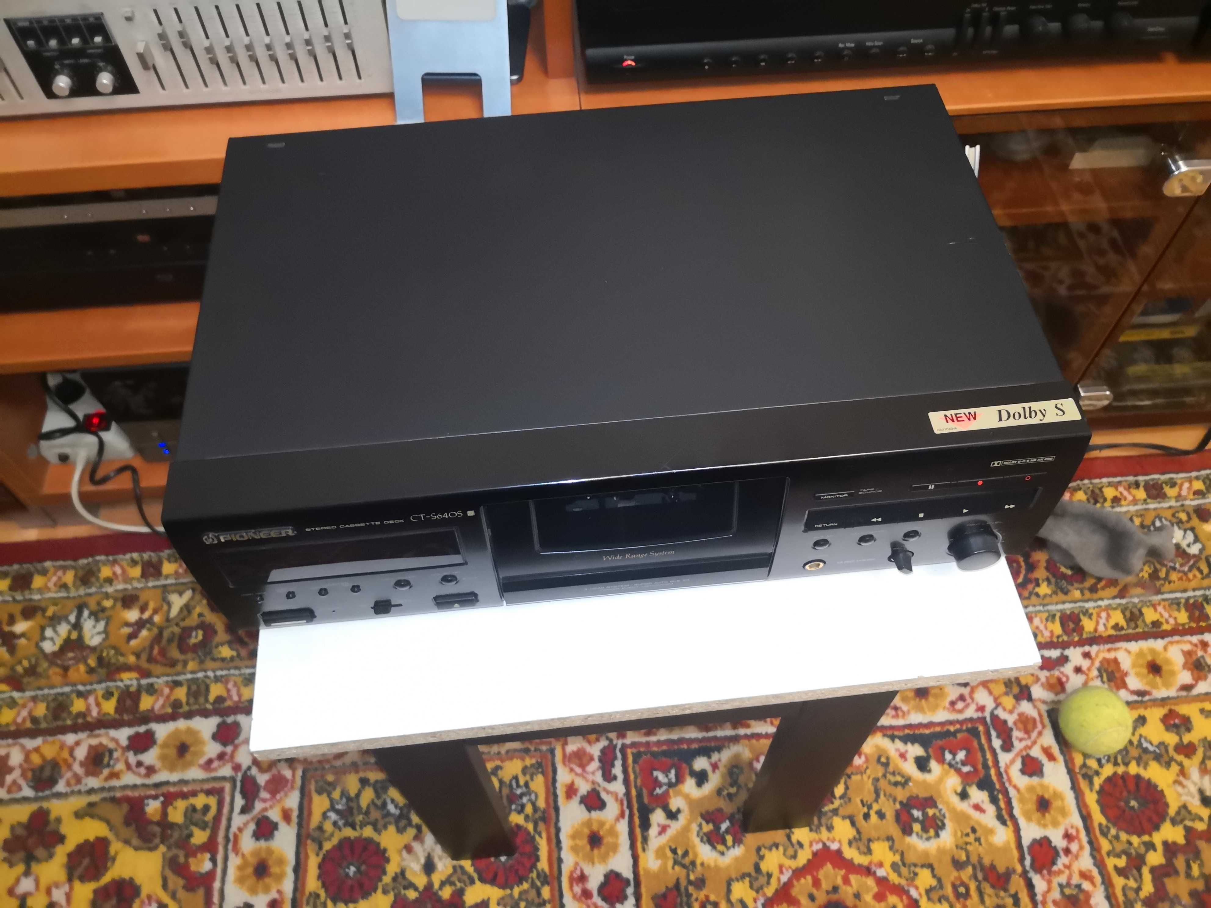 Касетна дека/кассетная дека Pioneer CT-S640S