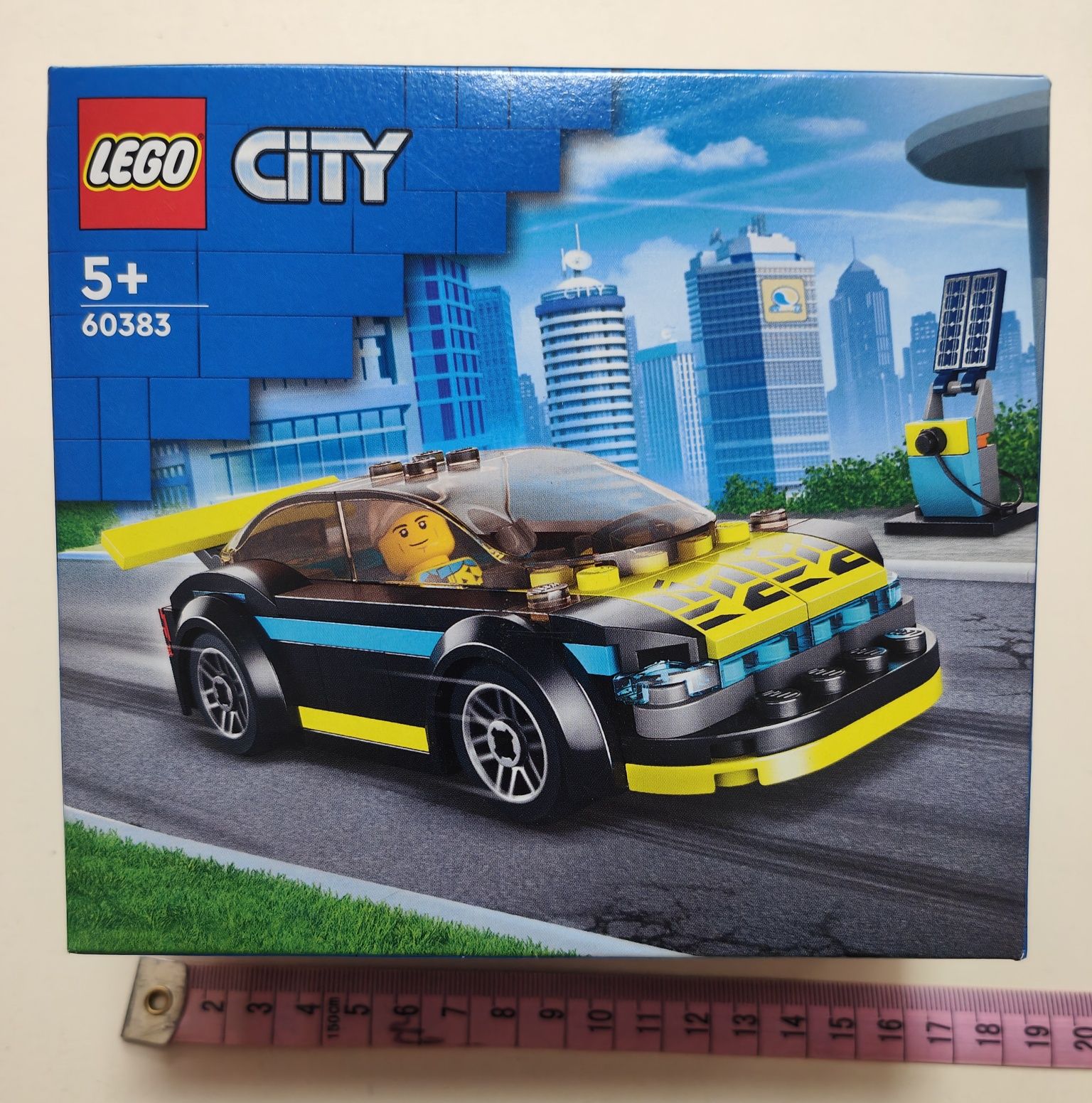 LEGO samochód elektryczny 60383