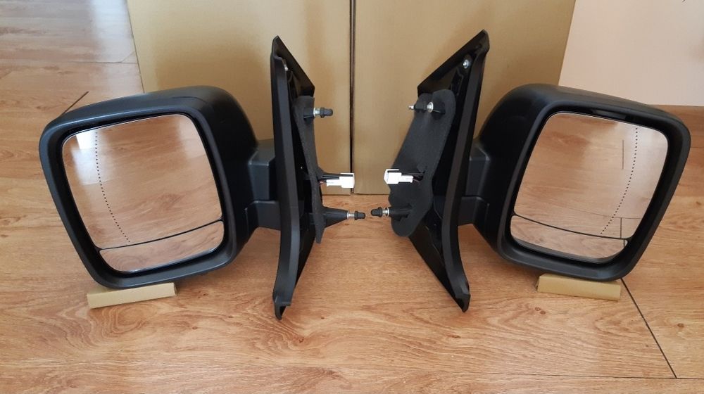 Зеркало левое ліве Trafic 3 Vivaro Рено Трафик Трафік Виваро 3 Віваро