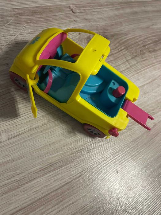 autko auto dla lalki lalka z pasami woda