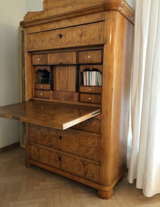 Biedermeier Sekretera (jesion) fornirowana z I poł. XIX w.