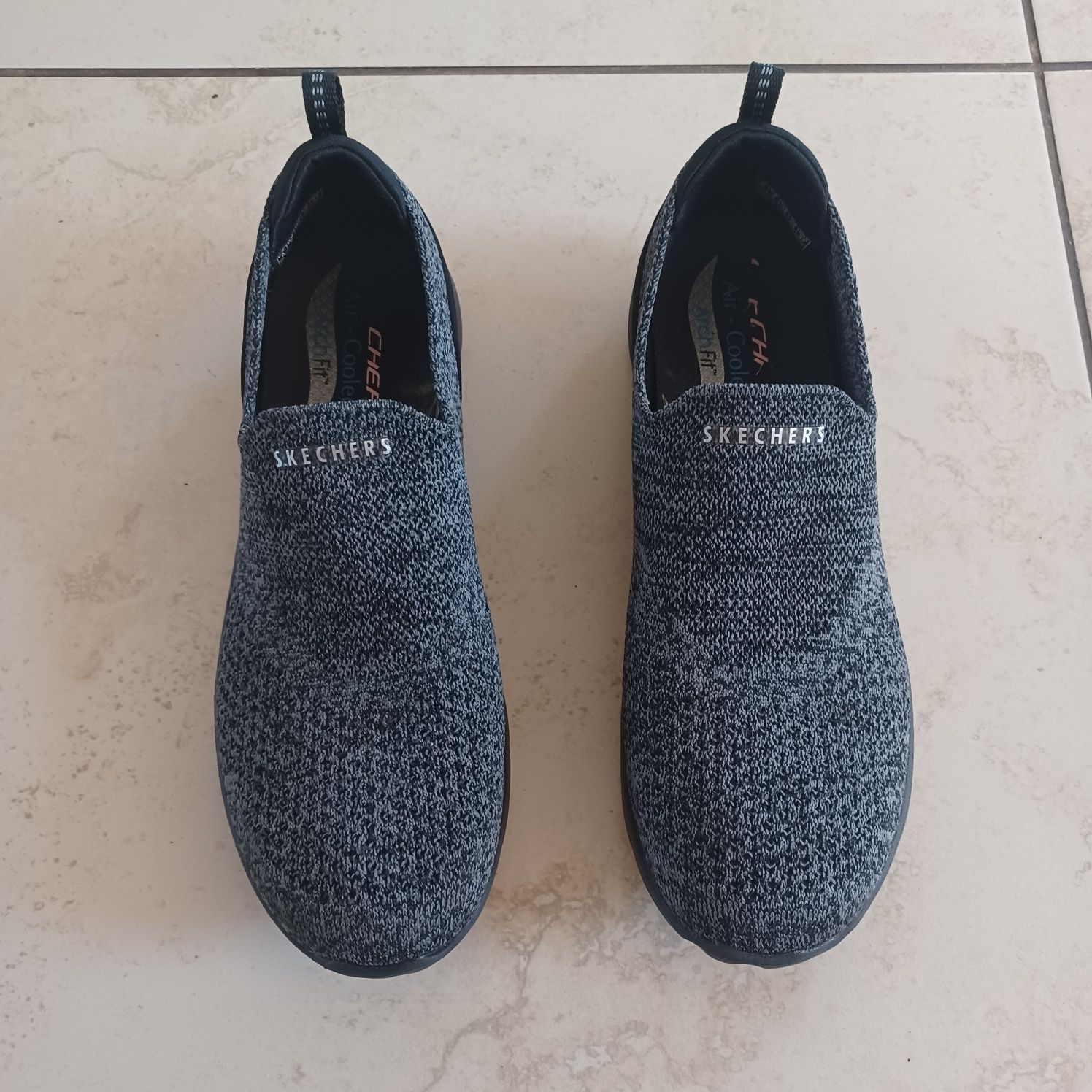 Skechers Arch Fit memory foam jak nowe 38/25 cm/ salon 329 zł