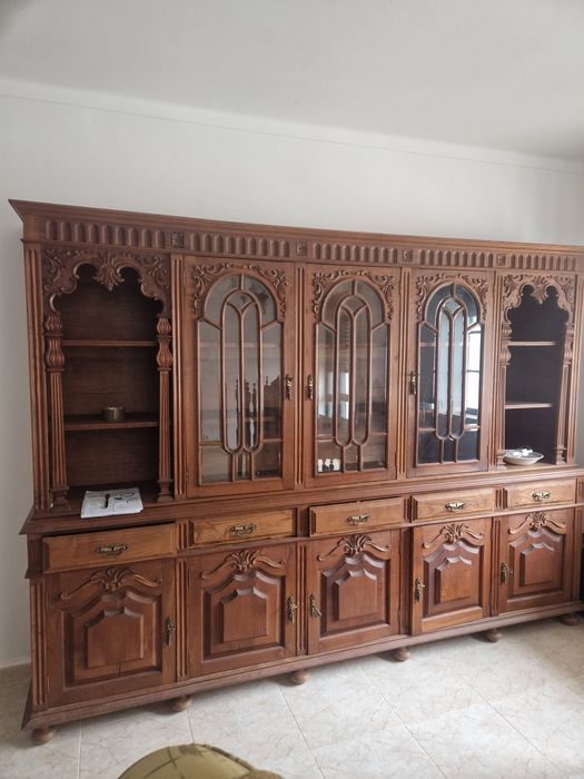 Movel de sala em nogueira