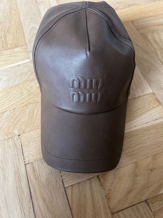 Czapka z daszkiem miu miu