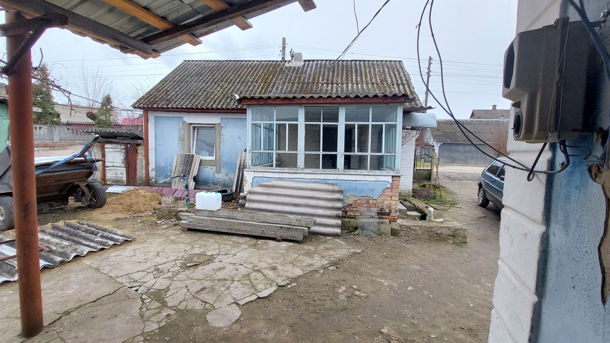 Продам будинок та участок 18 соток. Вул.Армійська,19. с.Серебрія.