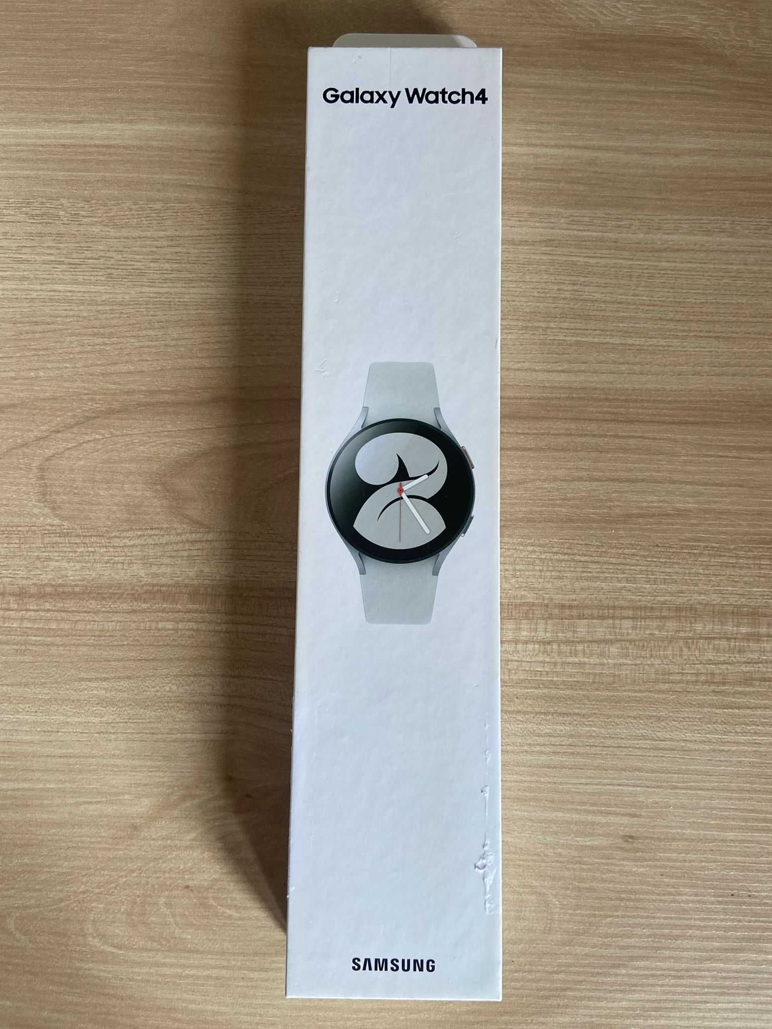 Smartwatch Samsung Galaxy Watch 4 (Silver - 40 mm) – Excelente estado