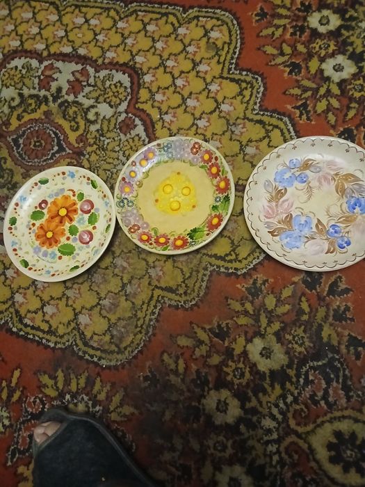 Тарелки с украинским орнаментом