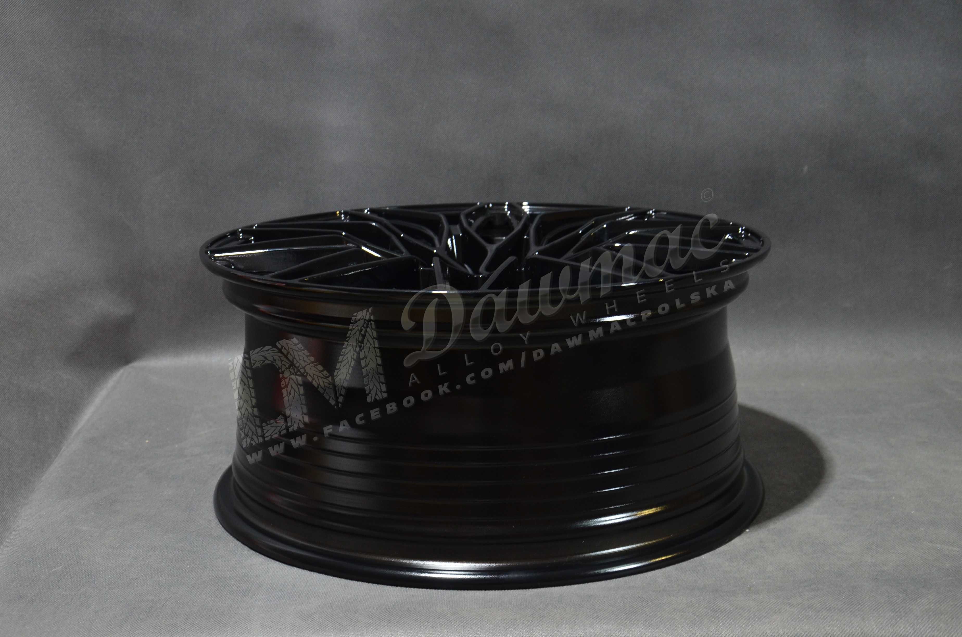 Felgi aluminiowe DM05 Flow Forming 18" 8J ET30 5x112 Black
