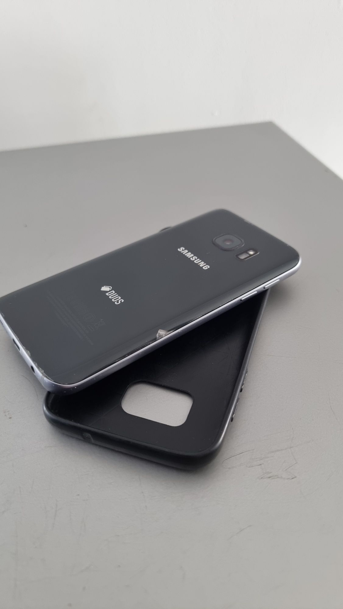 Samsung s7  4/32 NFC