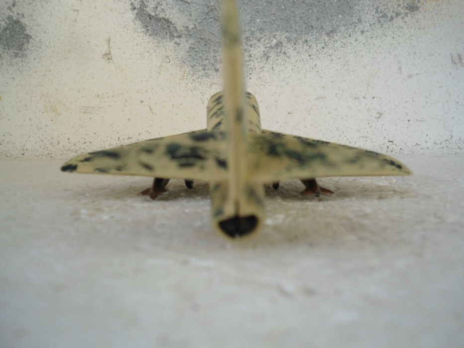 Avião a jato KIT ver fotos e descrição