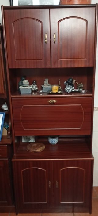 Móvel 3 módulos com cristaleira com luz