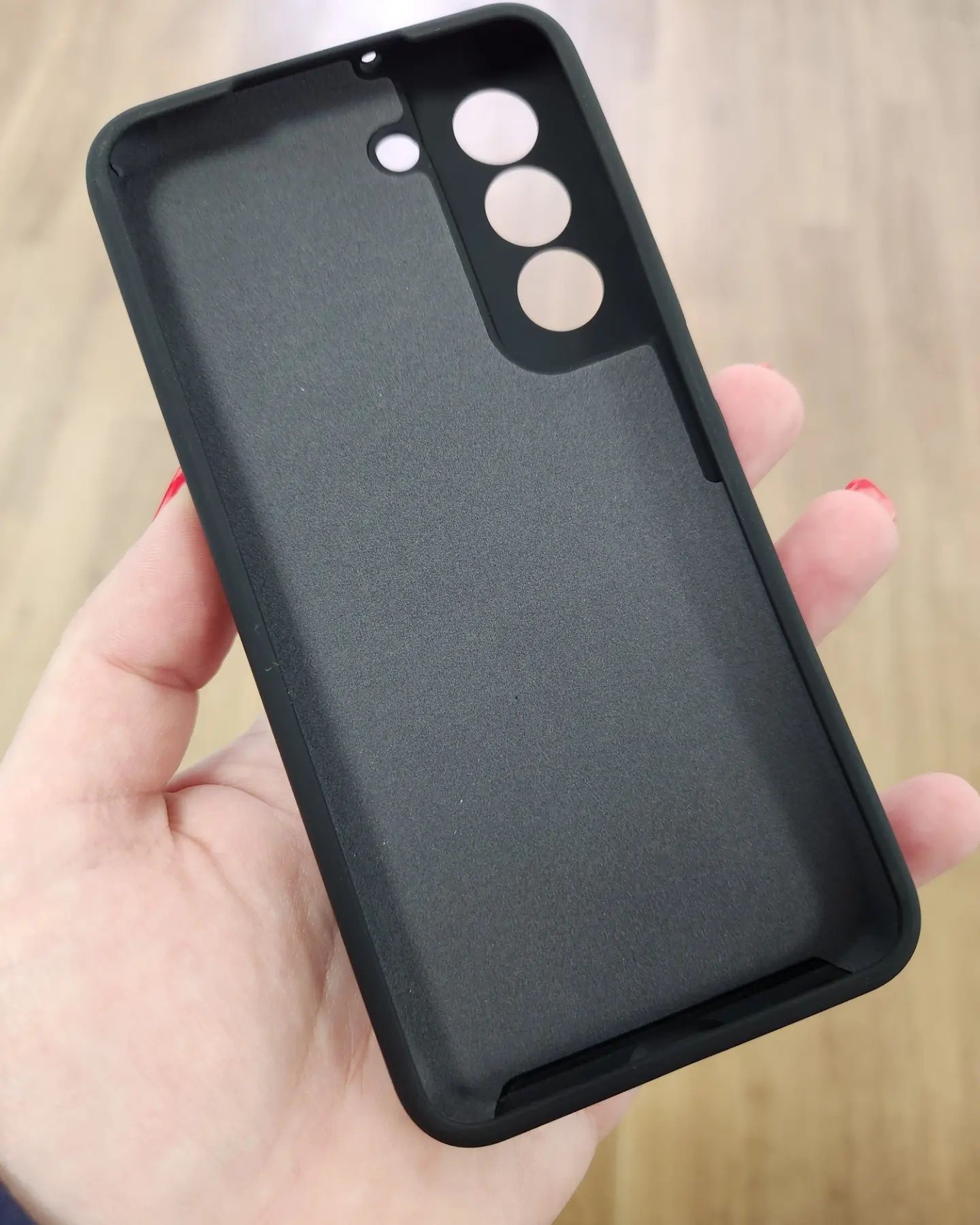 Чехол Samsung S22, S22Plus, S20FE, S21Plus є інші моделі
