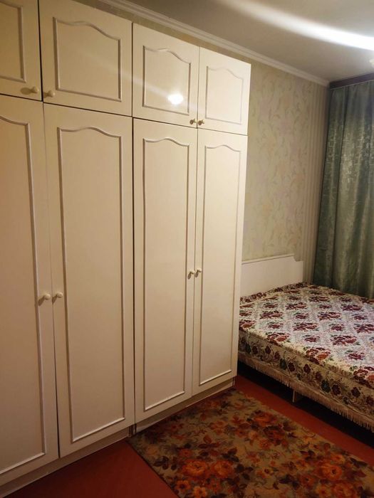 2 кімнатна, Бажана 5а, ГАЗ, тихий двір, метро Харківська -5хв пішки