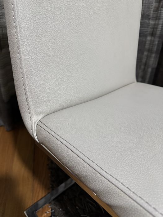 Mesa de jantar + 6 cadeiras