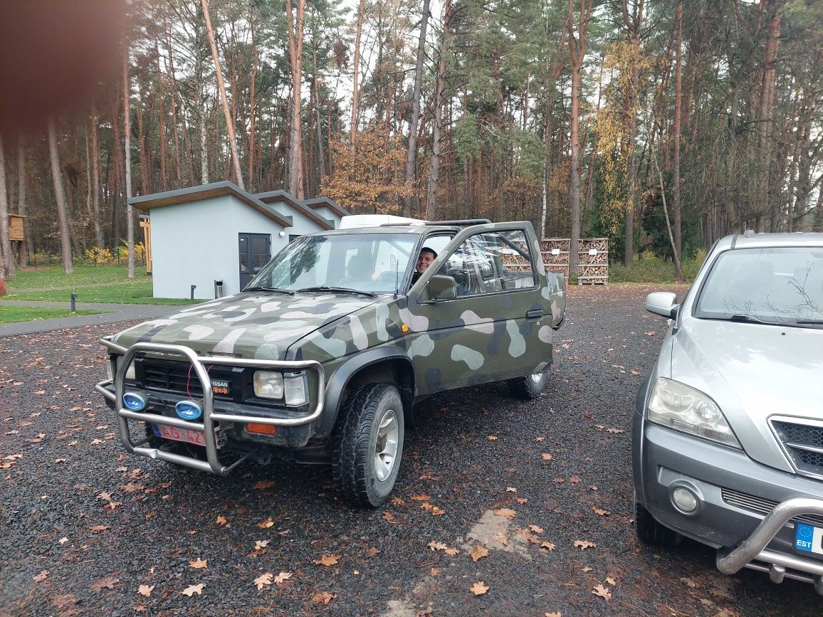 Ніссан пікап 1988 р.в.