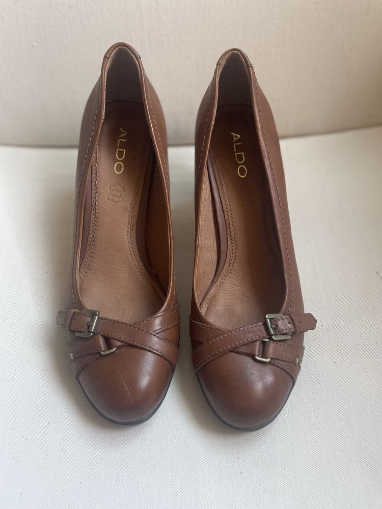Sapatos Castanhos Aldo