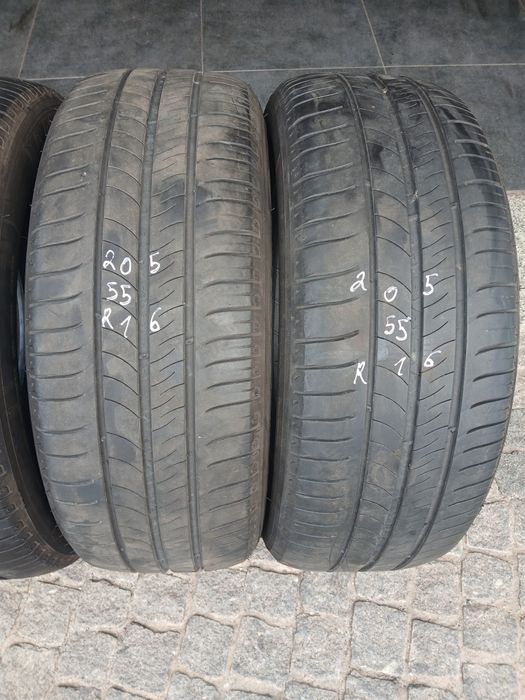 4 pneus 205 55 r16 Michelin