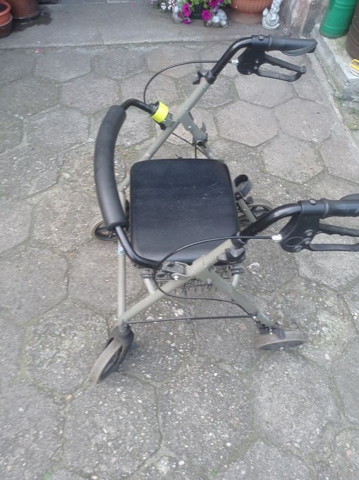 Hodzik dla osoby niepełnosprawnej