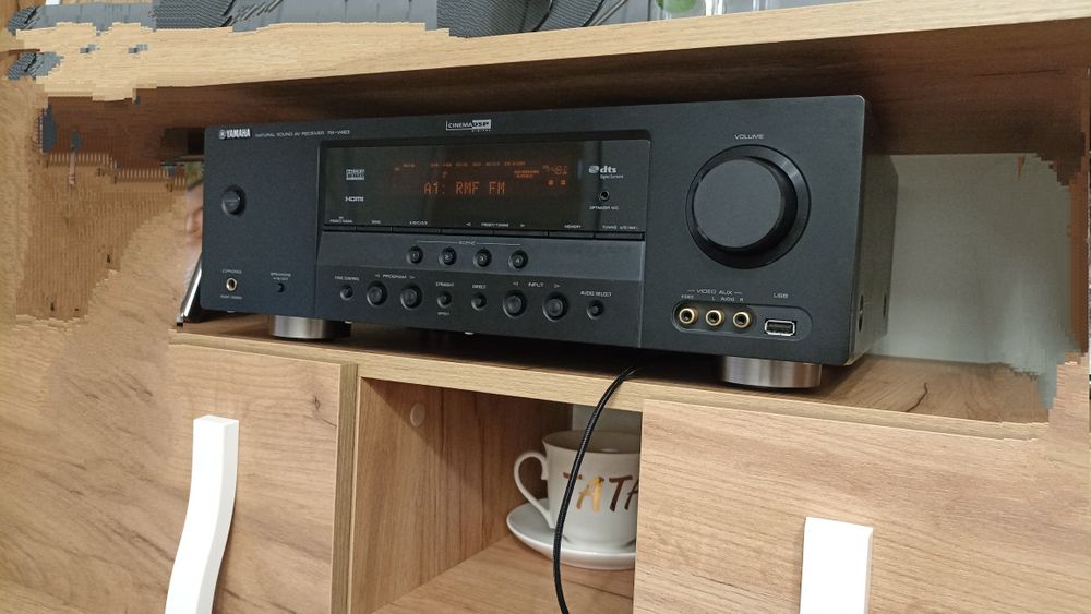 Amplituner Yamaha RX-V463