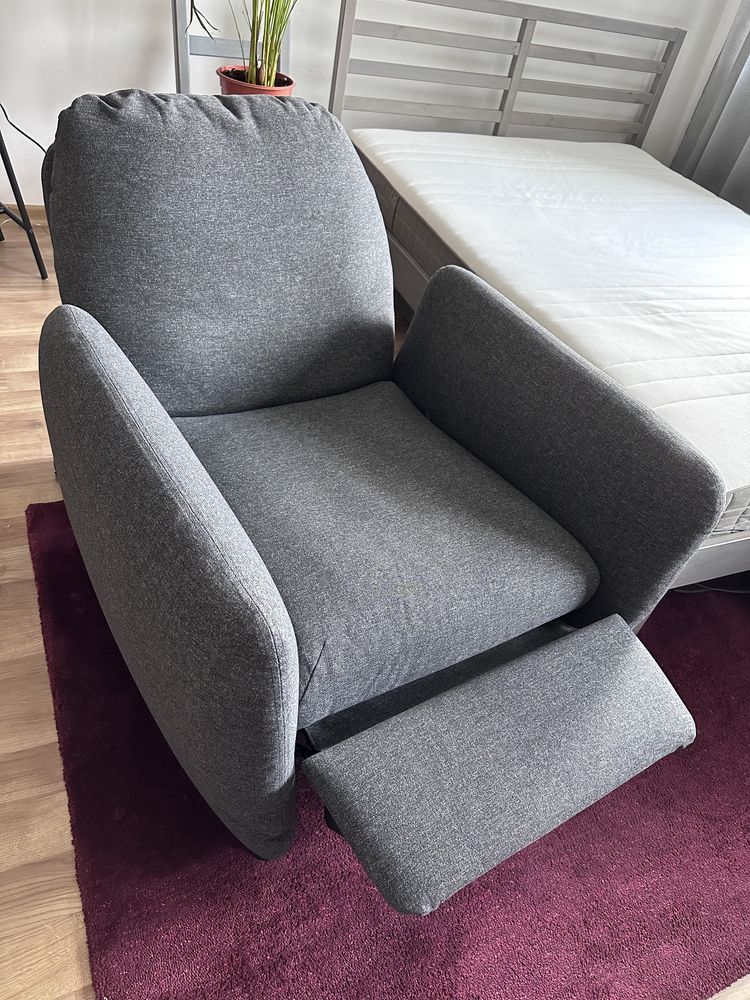 Fotel rozkładany Ikea Ekolsund szary