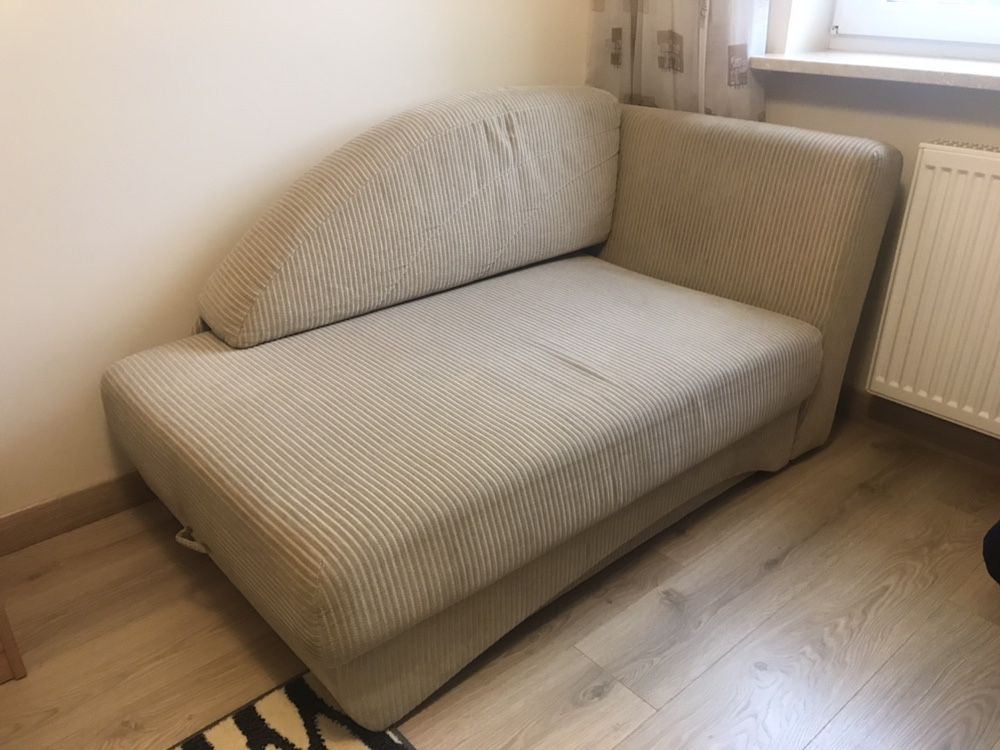 Łóżko, tapczan 202cm x 90cm, beżowe, sprężyna, stan jak nowe