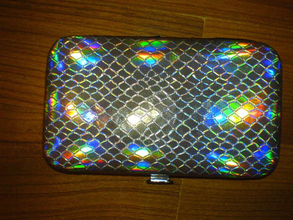 KOSMETYCZKA Zestaw 5 przyrządów do MANICURE PEDICURE etui srebrne nowe