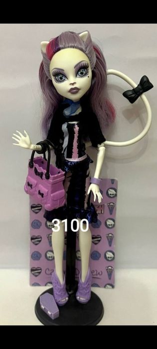 Монстер Хай Лялька бу Monster High Елізабет Дракулаура Рошель Хоулін В