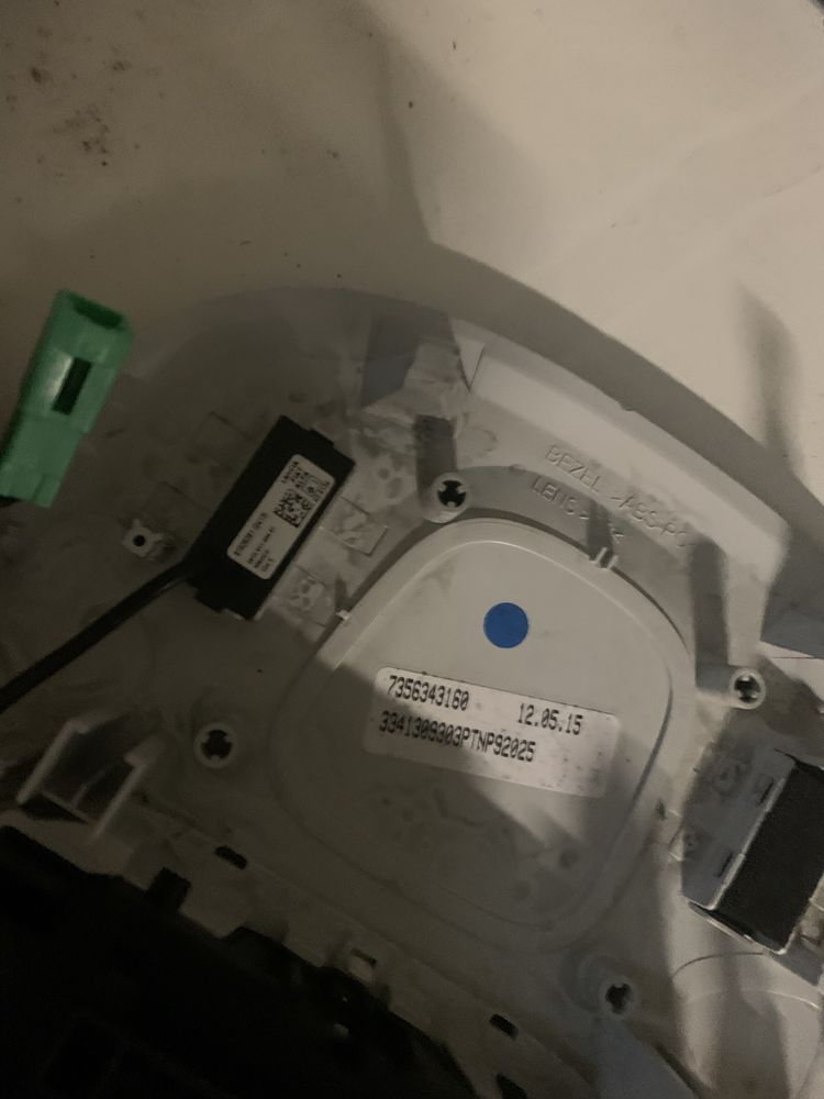 Lampka podświetlenia z mikrofonem Fiat 500X