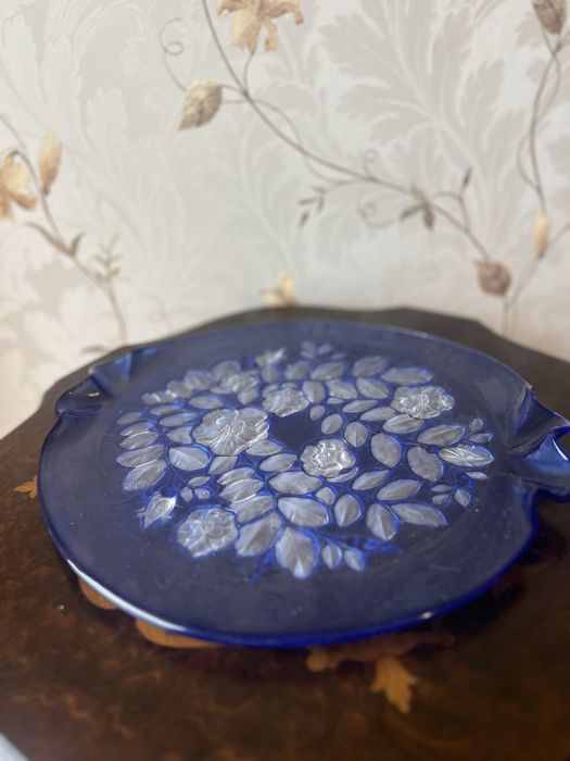 Szklana patera talerz