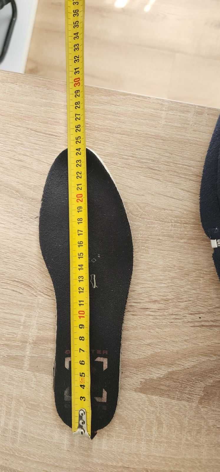 Кросівки осінні / зимові Converse  USA. 37 розмір.