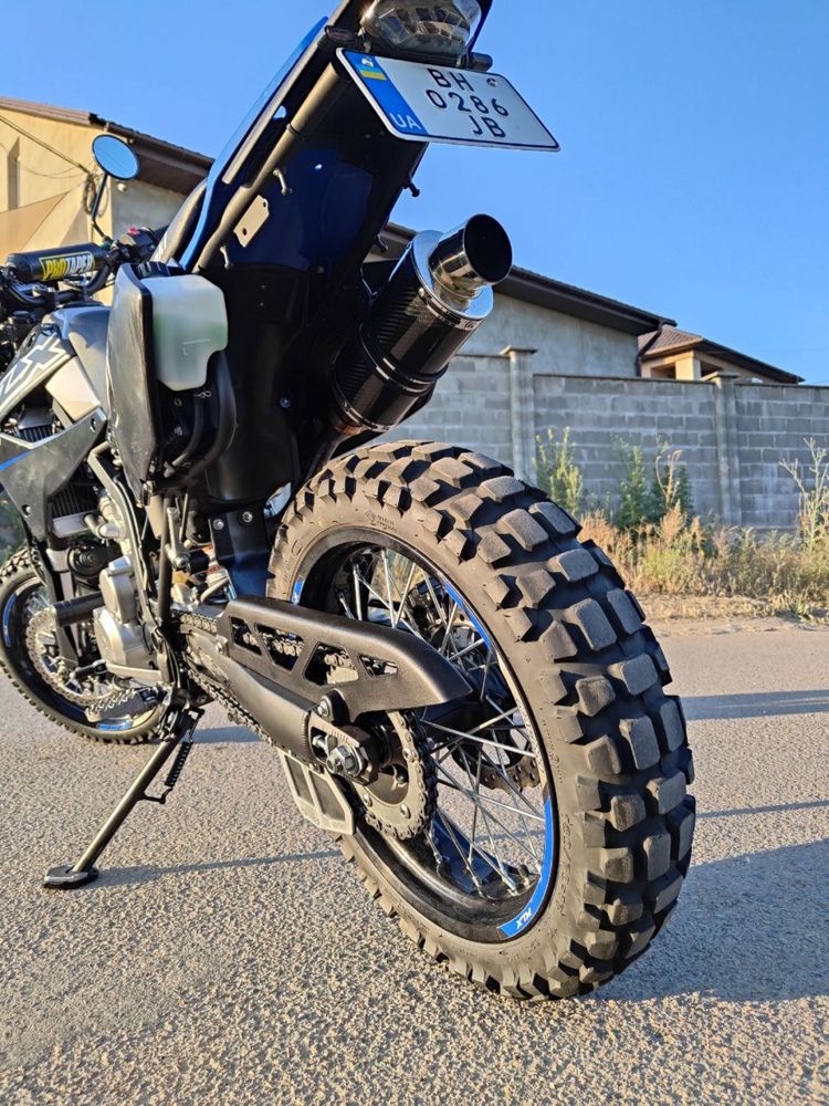 Продам Kawasaki KLX 300 SM 2020 года выпуска