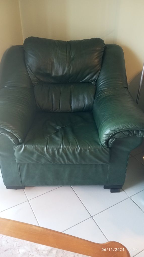 Sofá pele um lugar