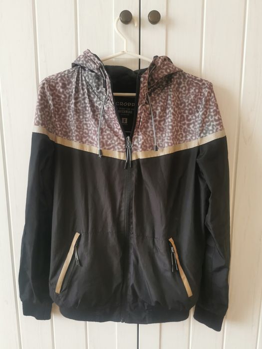 Kurtka przeciwdeszczowa przejściowa z kapturem