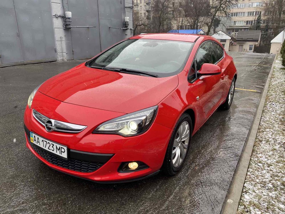 Opel Astra 1.4T Офицеал Идеал