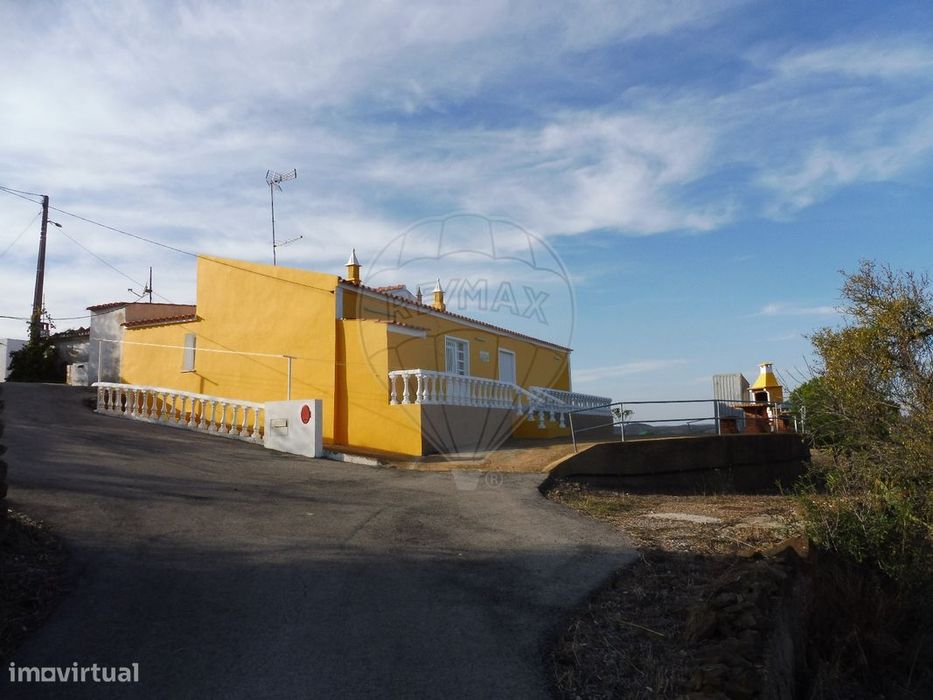 Moradia T2 para venda