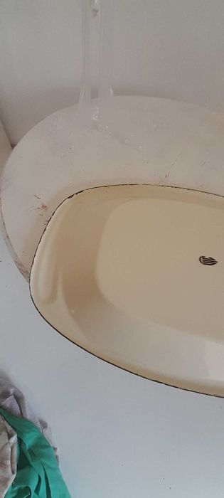 Várias peças em Esmalte antigas