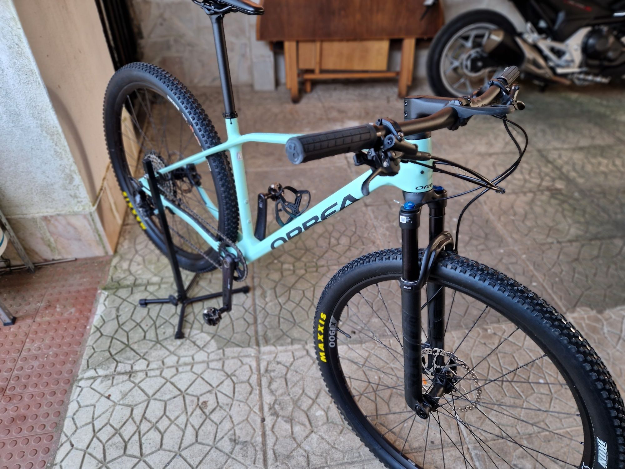 Bicicleta Orbea Alma M25