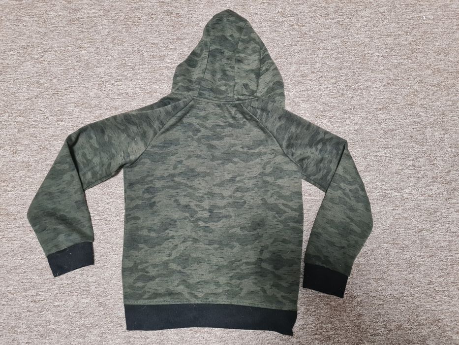 олімпійка мастерка  Primark 9-10років, 140 см.