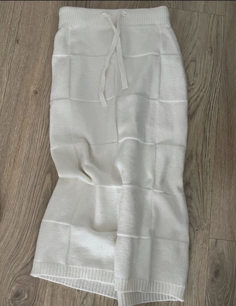 Komplet spodnica bluza Chicaca 38 M