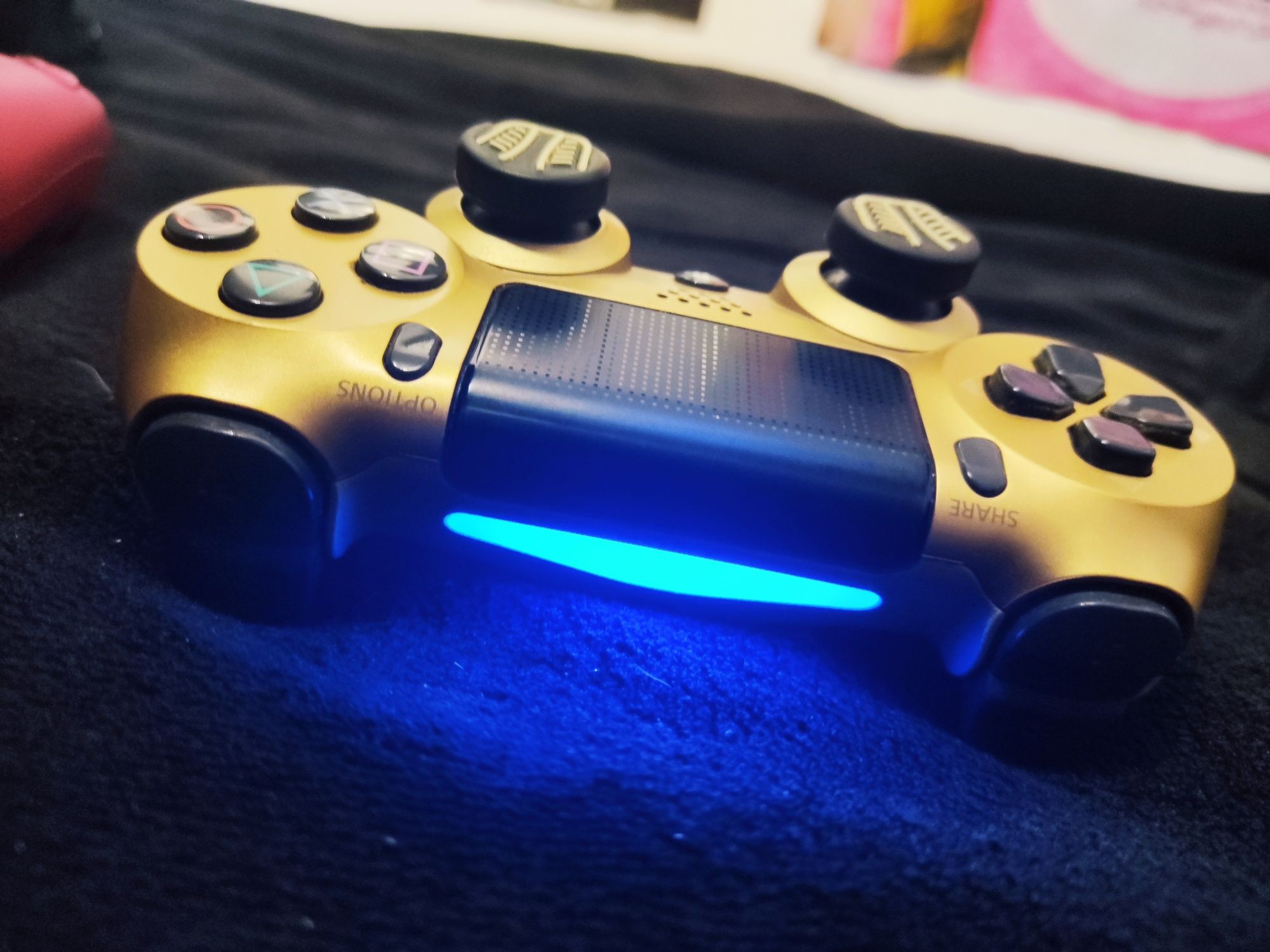 Dualshock 4 / Comando PS4: Dourado - Edição Rara (Original SONY)