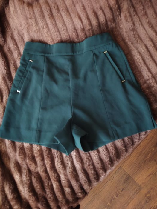Літні шорти на М